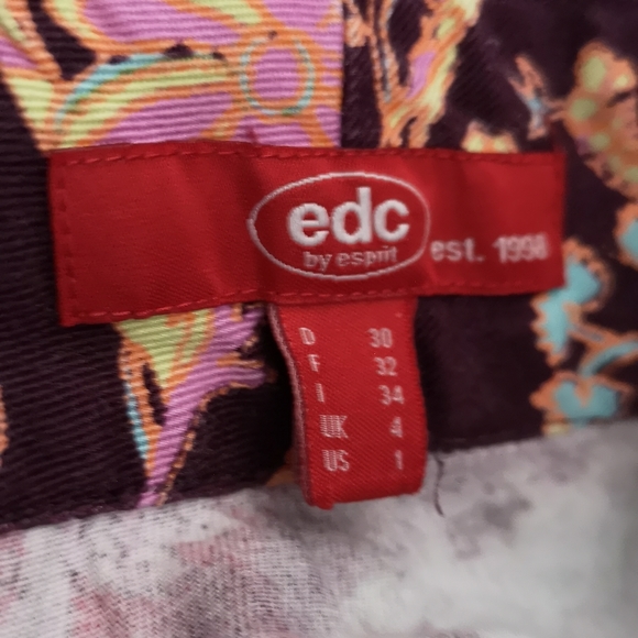 Esprit Floral Skirt - Picture 5 of 5